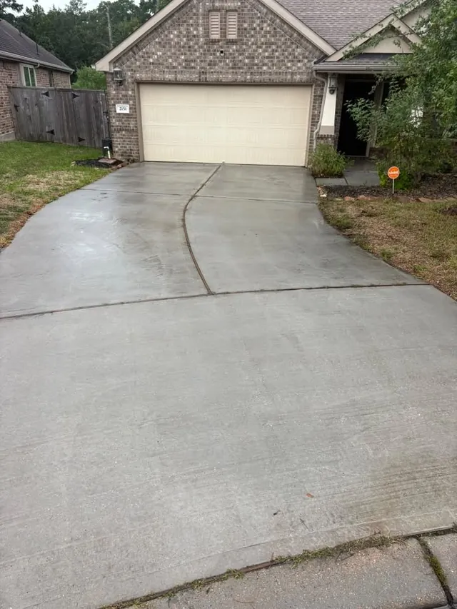 Concrete driveway after cleaning